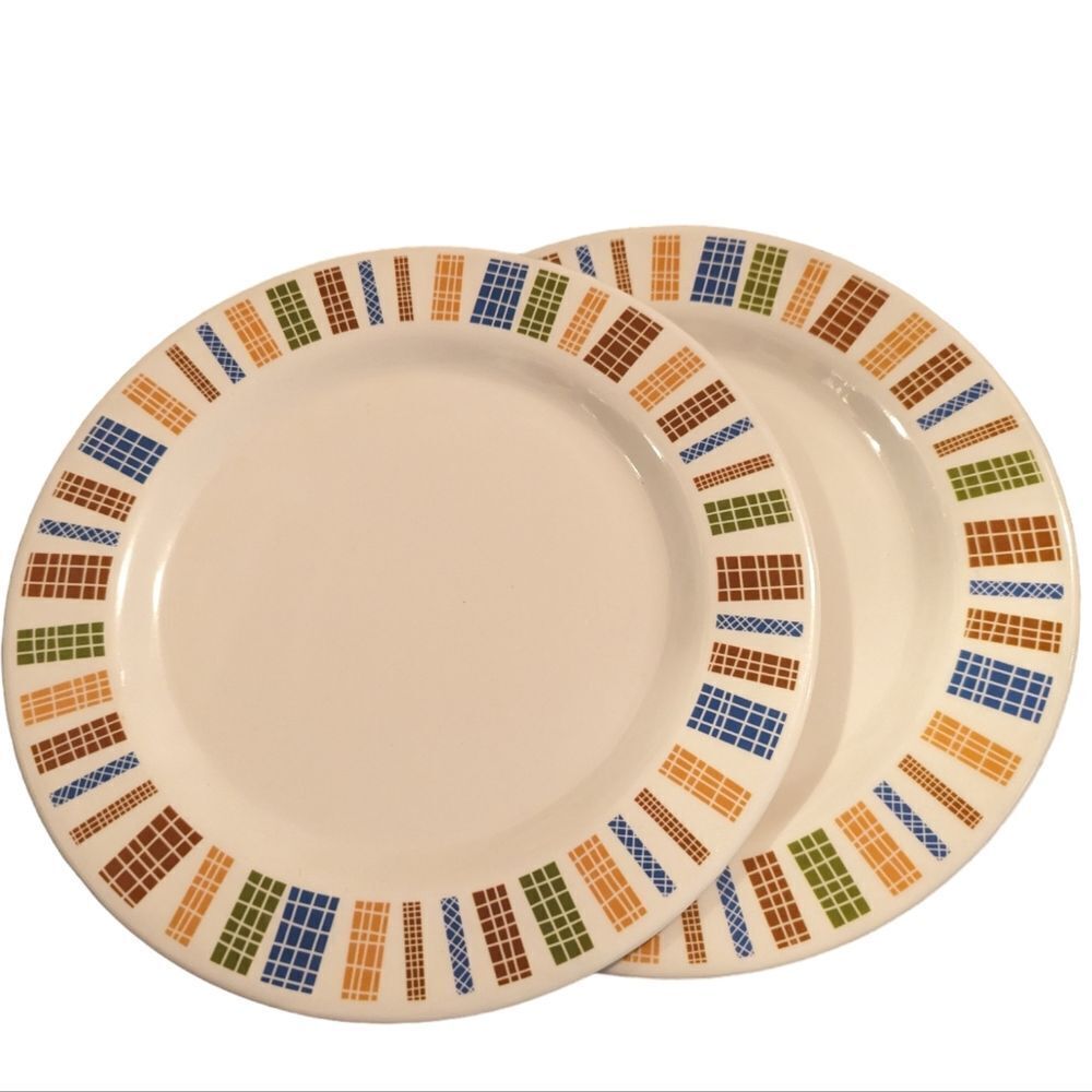 Vintage colorful‎ plates set of 2